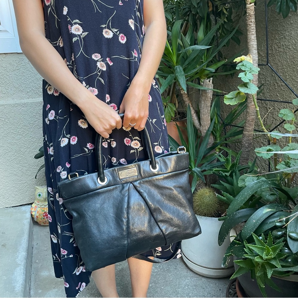 Vintage black gold large Marc by Marc Jacobs pebbled leather bag